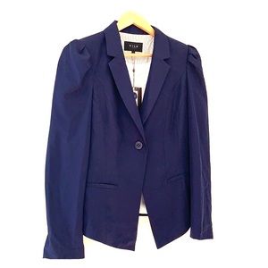 Total new woven blazer